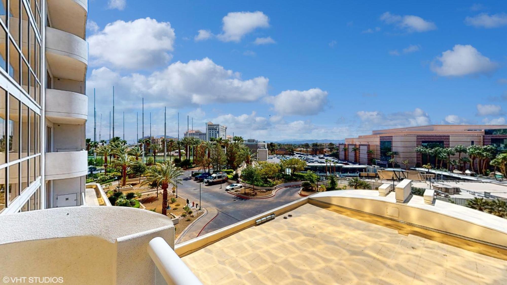 Lady Luck'S Vista - Private Balcony - Full Kitchen - Two Full Baths - Jetted Tub - Full Mgm Grand Resort Access W No Resort Fee At Mgm Signature Las Vegas Buitenkant foto