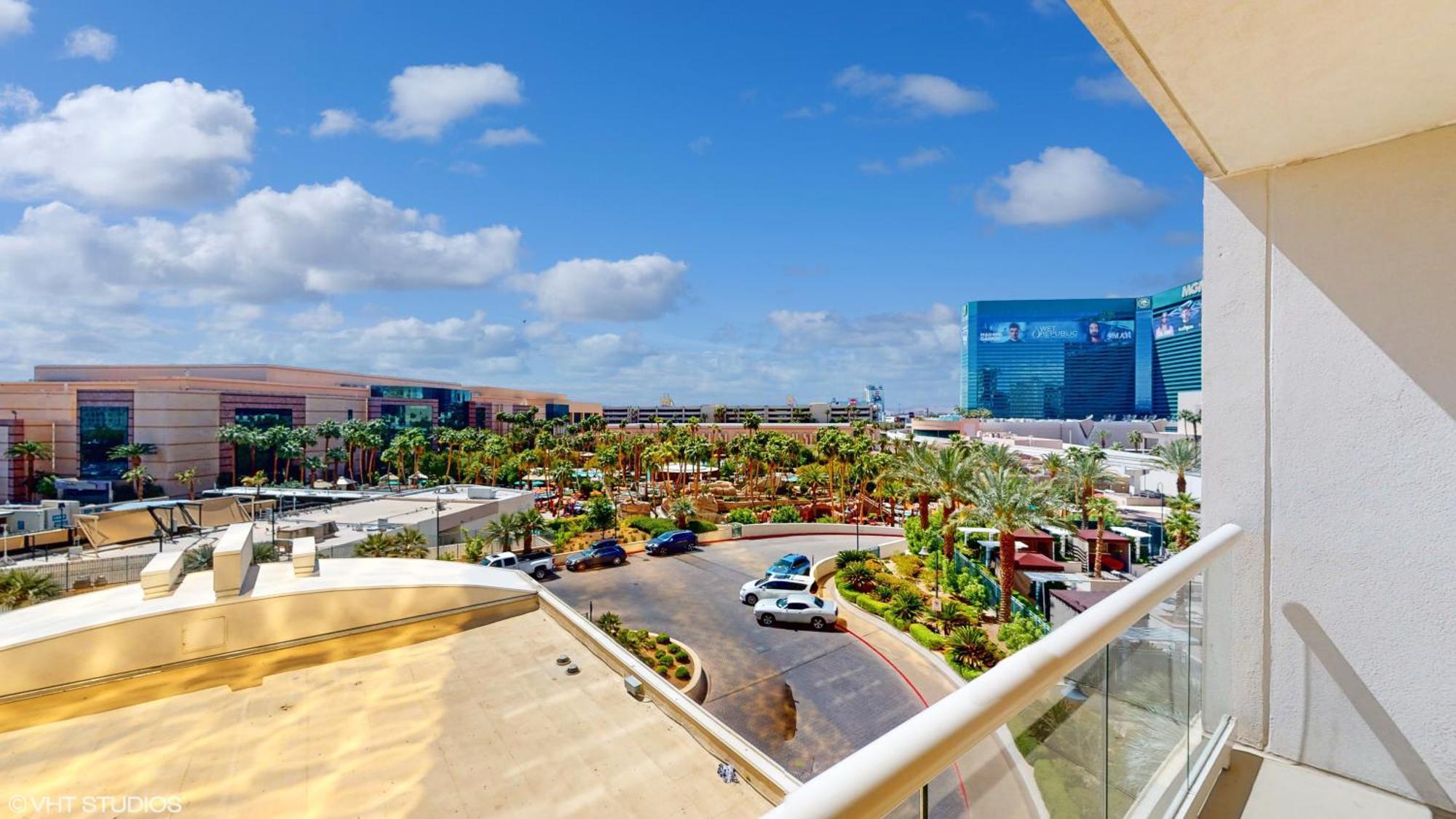 Lady Luck'S Vista - Private Balcony - Full Kitchen - Two Full Baths - Jetted Tub - Full Mgm Grand Resort Access W No Resort Fee At Mgm Signature Las Vegas Buitenkant foto